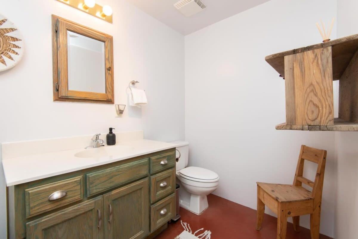Renovated Lodge - Room 3 With Pool Access Joshua Tree Esterno foto