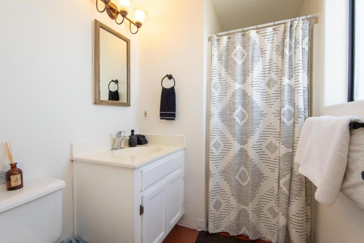 Renovated Lodge - Room 3 With Pool Access Joshua Tree Esterno foto