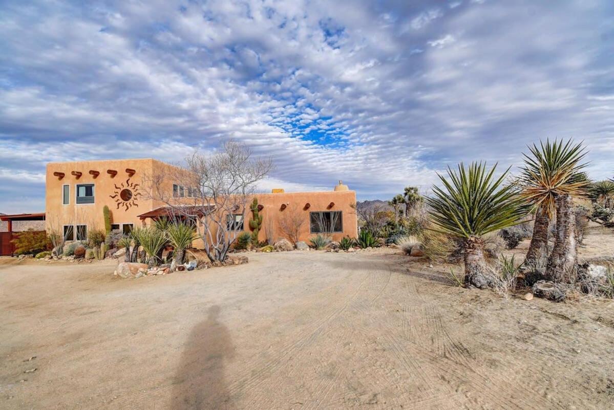 Renovated Lodge - Room 3 With Pool Access Joshua Tree Esterno foto